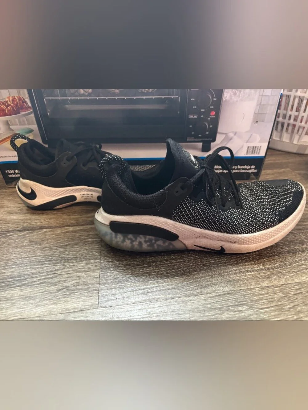 Nike Joyride Run FK Flyknit Black White men’s Sz 10 Running Shoes